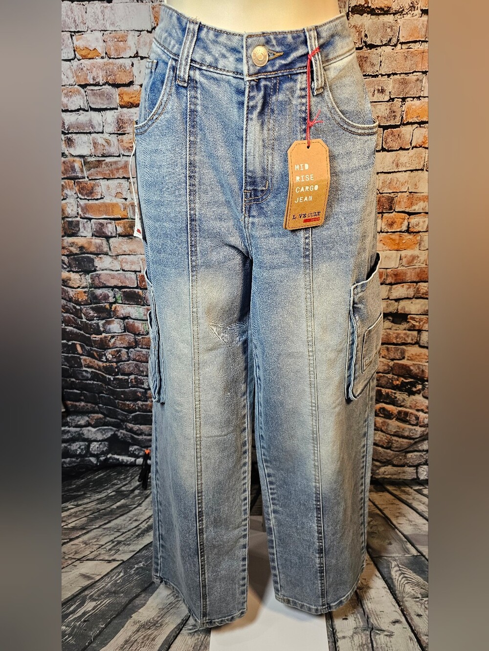 Love Cult Mid Rise Cargo Wide Leg Jeans Size 7 NWT Light Wash